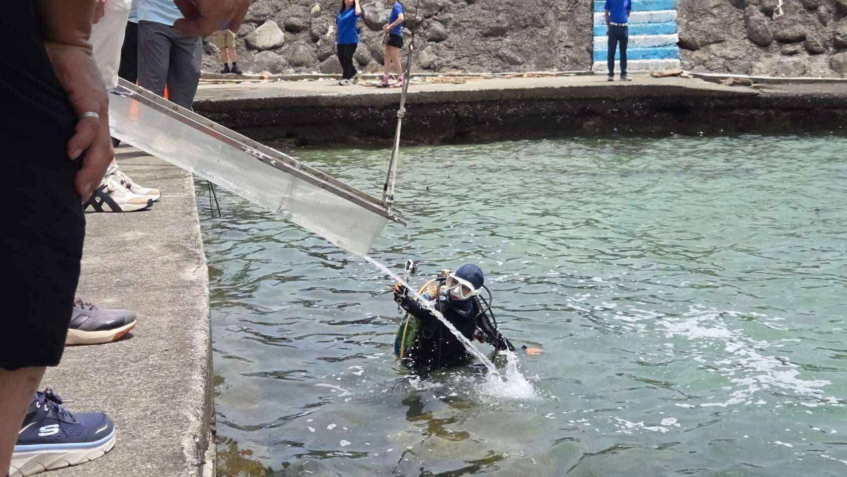 潛水志工協助海洋復育調查